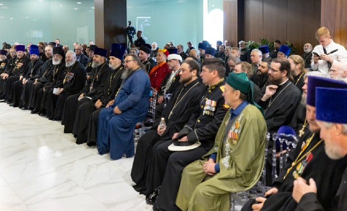 Представители ЦДУМ России приняли участие в Первом съезде военного духовенства 