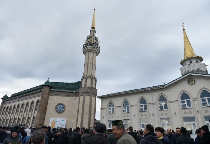 Глава Удмуртской Республики разделил радость праздника «Ураза-Байрам» с мусульманами региона