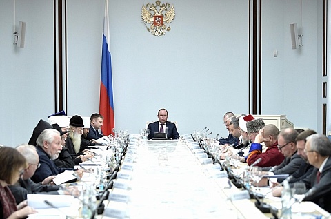 Верховный муфтий принял участие в заседании Совета по взаимодействию с религиозными объединениями при Президенте РФ