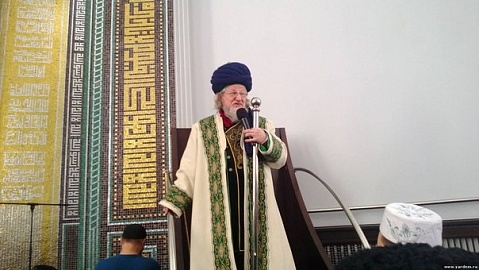 Верховный муфтий возглавил пятничное богослужение в мечети «Ярдэм» г.Казани