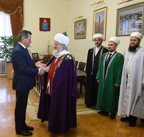 Российские мусульмане будут регулярно оказывать гуманитарную помощь Сирии - Верховный муфтий