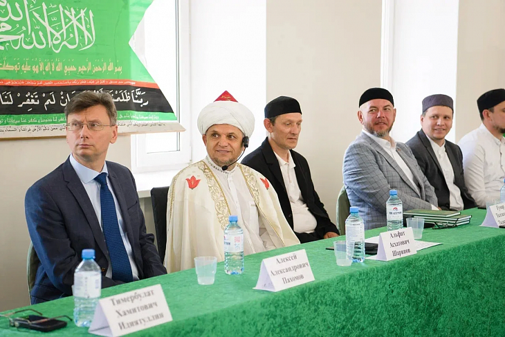 В медресе «Хусаиния» прошло торжественное мероприятие, посвященное выпуску студентов