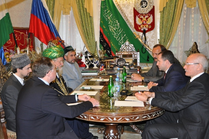 Встреча Верховного муфтия с Президентом РБ Р.Хамитовым и полпредом Президента РФ в ПФО М.Бабичем