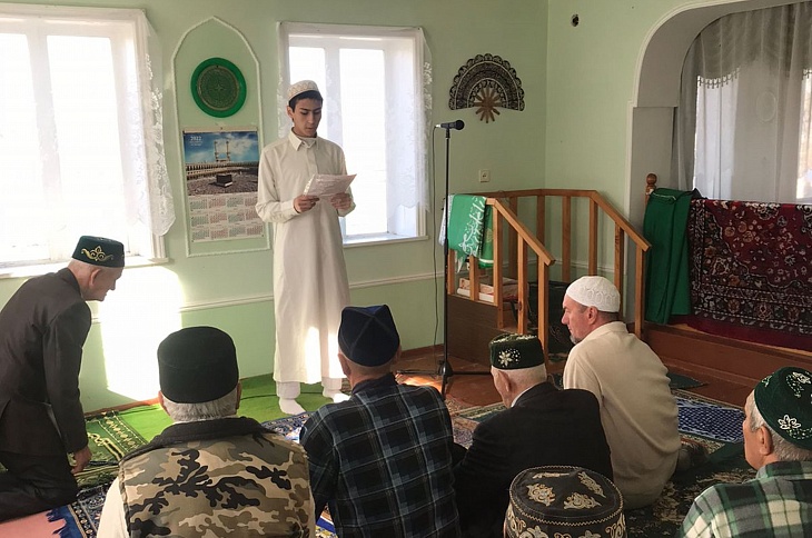 В медресе «Нуруль Ислам» ЦДУМ России дружно встретили праздник «Ураза-Байрам»