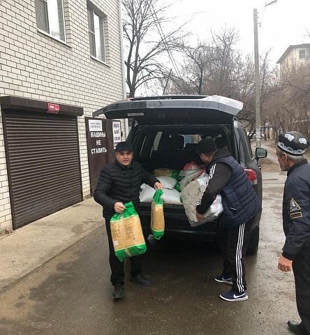 В Астрахани работает общественный штаб по оказанию гуманитарной помощи жителям Донбасса