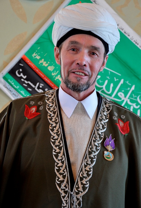 Два праздника в один день у мусульманского священнослужителя