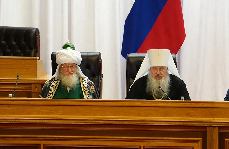 Верховный муфтий выступил на ежегодной конференции РОО «Собор русских Башкортостана», приуроченной к Году единства народов России