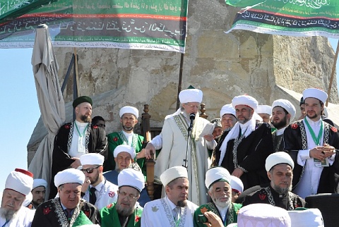 Верховный муфтий провел в татарстанском Болгаре богослужение «Тауба»