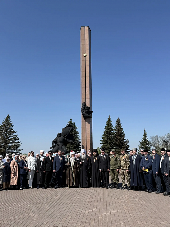 В г.Уфе стартовала духовно-патриотическая акция «81-летие Великой Победы: российские мусульмане на фронтах Великой Отечественной войны 1941–1945 гг. и в тылу»