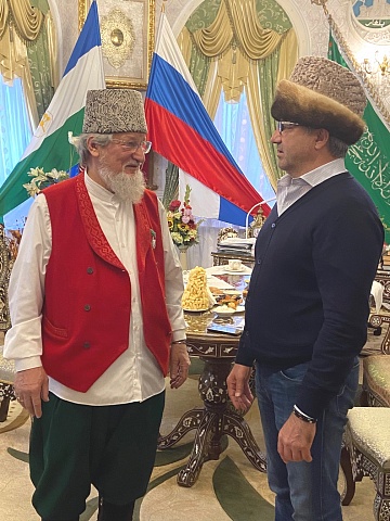 Верховный муфтий провел рабочую встречу с правительственной делегацией из Республики Татарстан