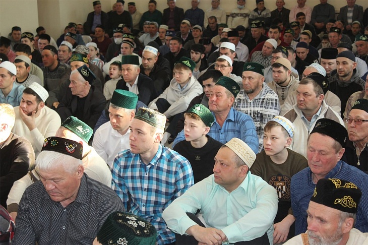 Чувашские мусульмане отмечают праздник «Ураза-Байрам» 