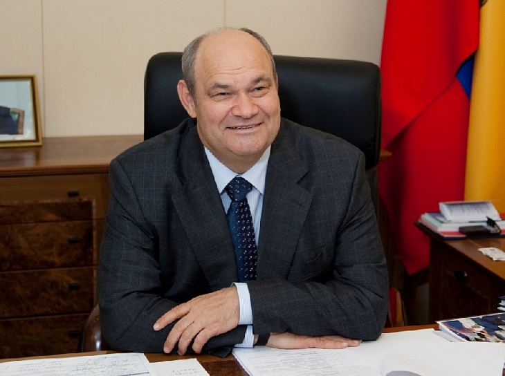 Поздравление Верховному муфтию с юбилеем от губернатора Пензенской области В.К.Бочкарева